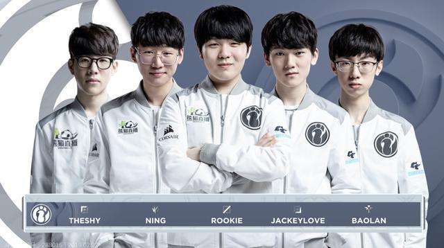 团队配合默 团队配合默